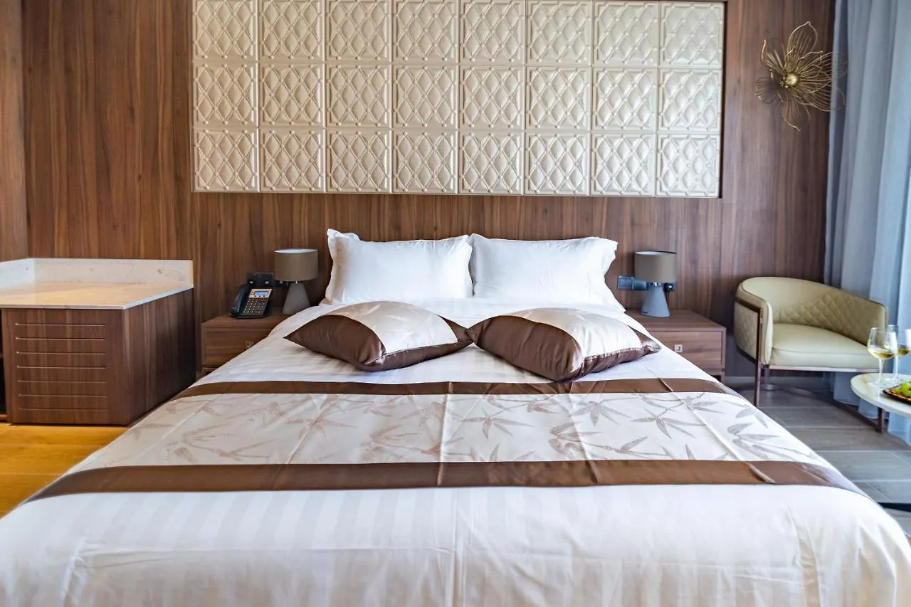 Leonardo Boutique Hotel Larnaca 4*,  Cipru
