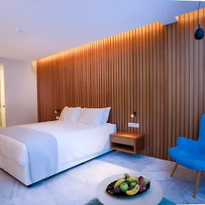 Radisson Complex