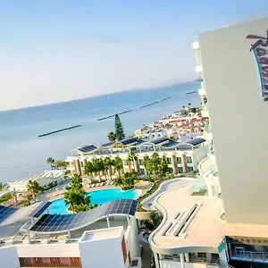 Radisson ***** Larnaca